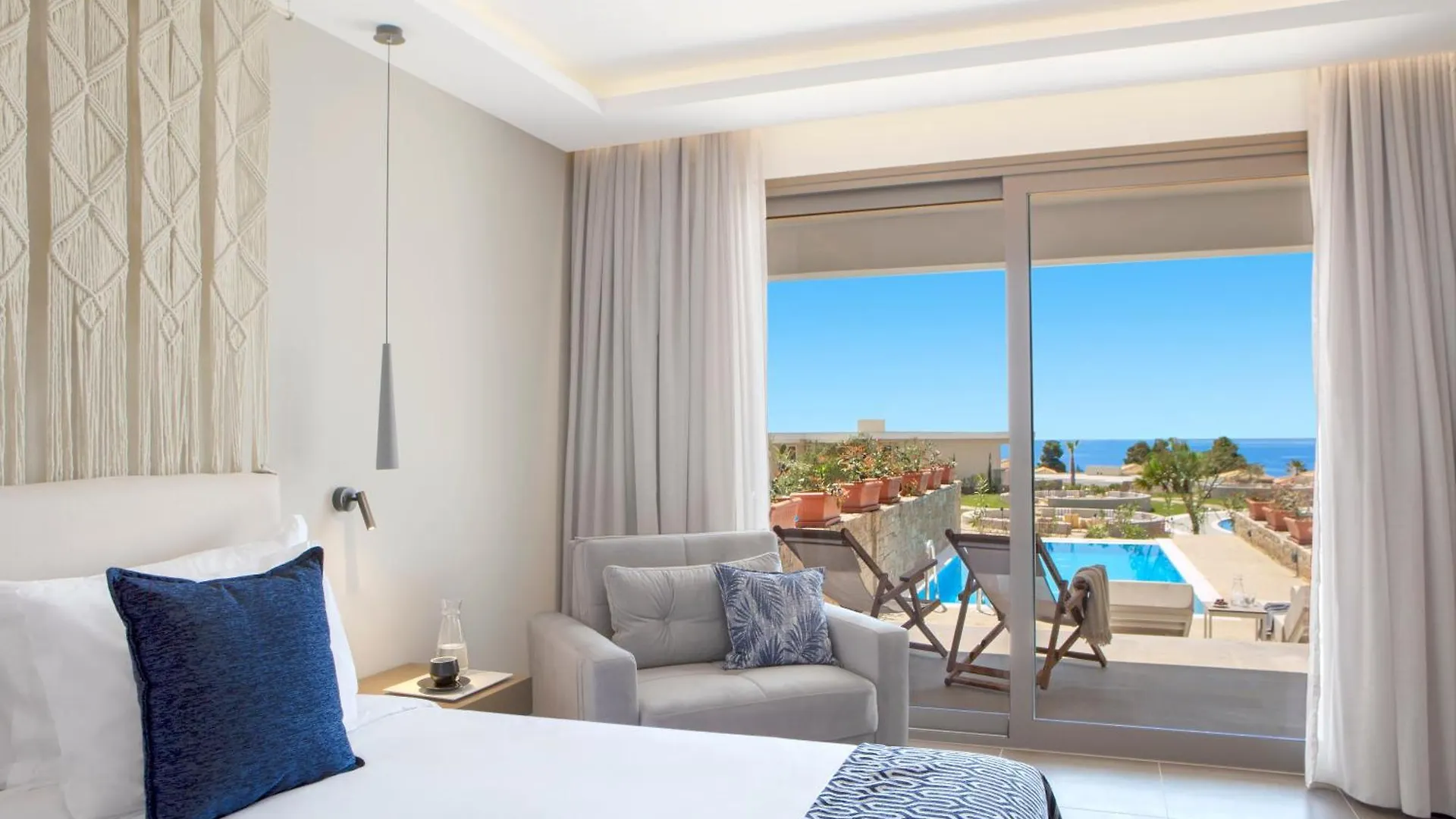 Ajul Luxury Hotel & Spa Resort, A Registry Collection Hotel Aya Paraskevi