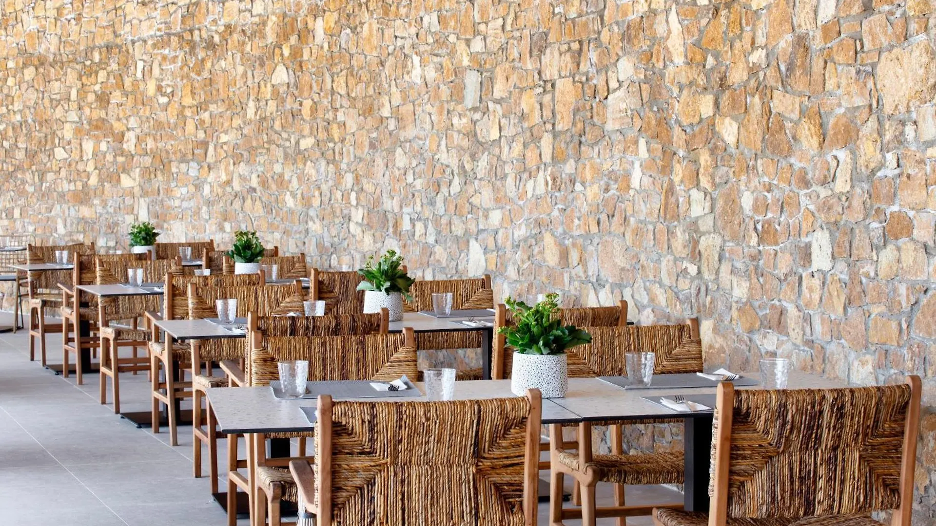 Ajul Luxury Hotel & Spa Resort, A Registry Collection Hotel Aya Paraskevi