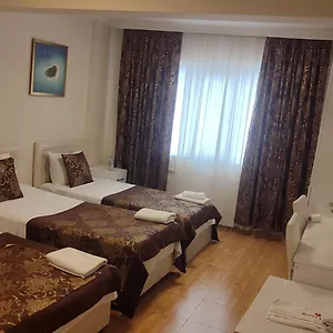 rezervați aici
